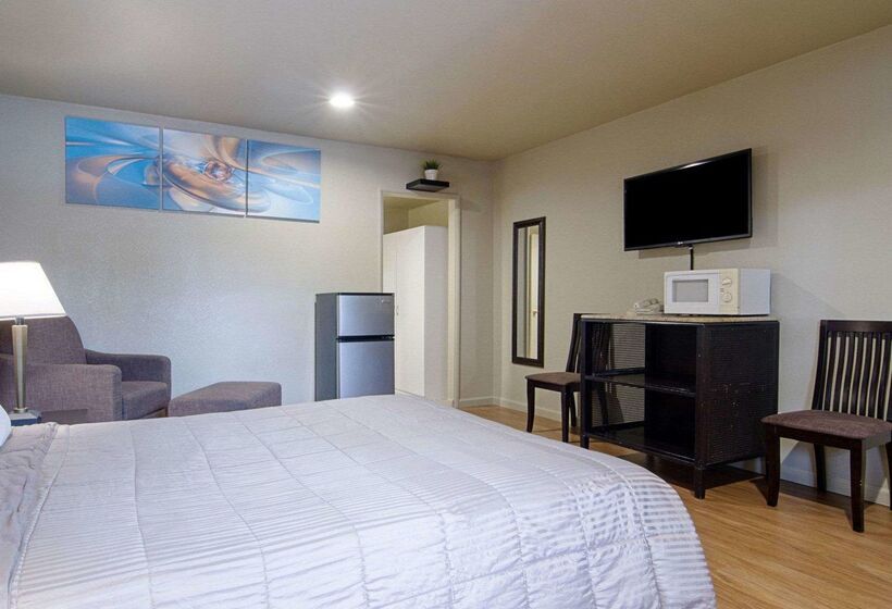 Отель Rodeway Inn Flagstaff East Route 66