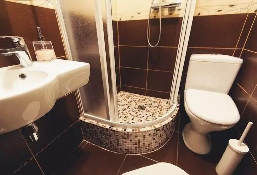 호텔 Shale On Komsomolskiy