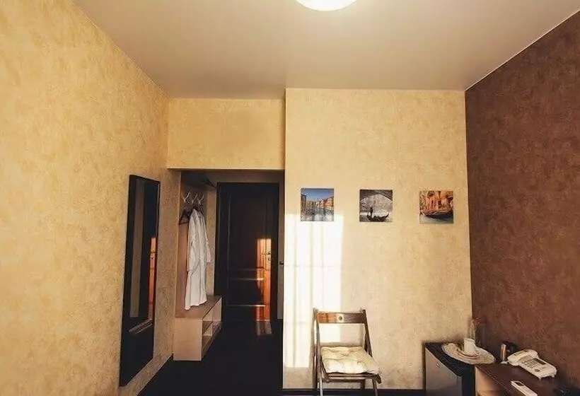 호텔 Shale On Komsomolskiy