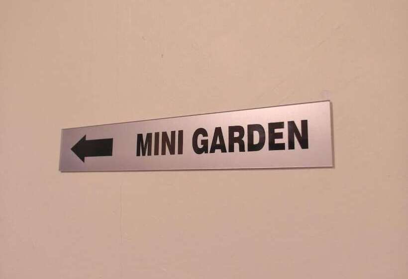 Hotel Uptown Imperial