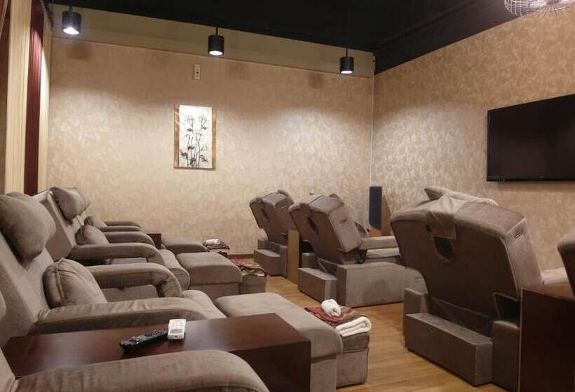 Hotel Uptown Imperial