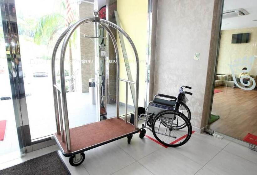 Hotel Uptown Imperial