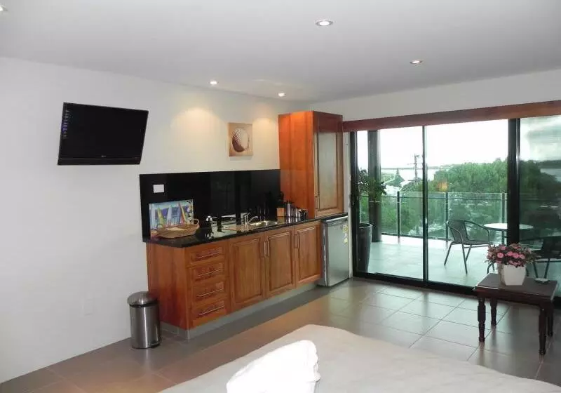 Leisure Lee Holiday Apartments