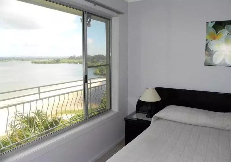 Leisure Lee Holiday Apartments