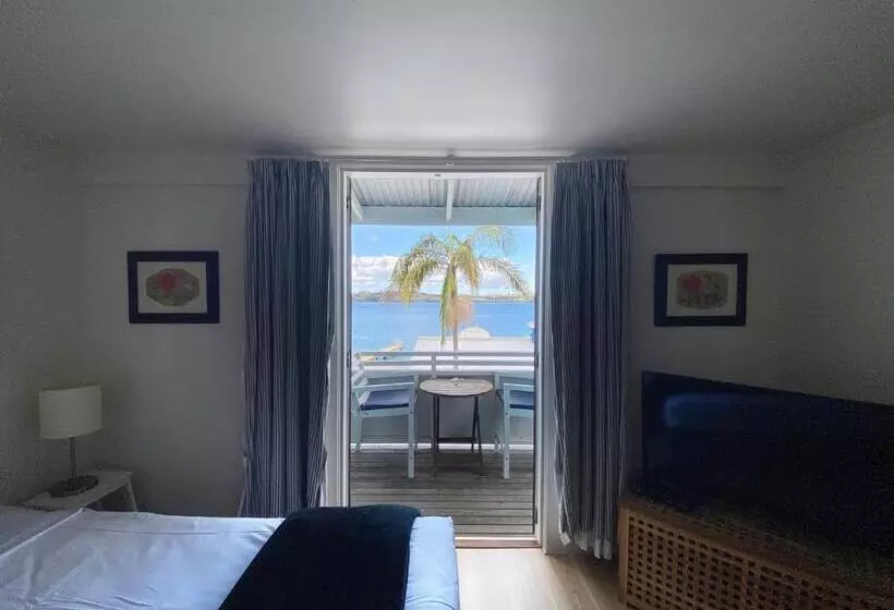 모텔 Mangonui Waterfront Apartments