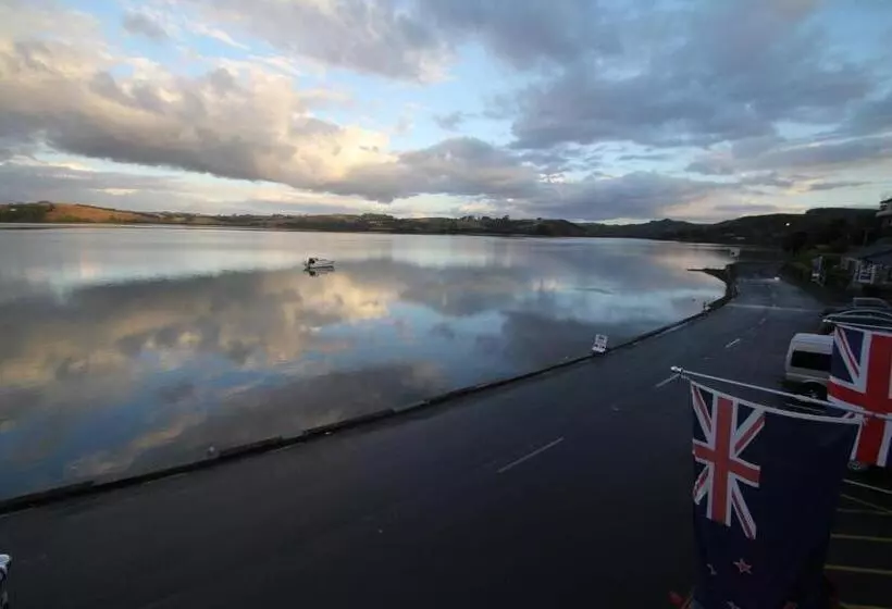 모텔 Mangonui Waterfront Apartments