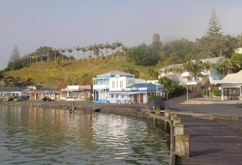 모텔 Mangonui Waterfront Apartments