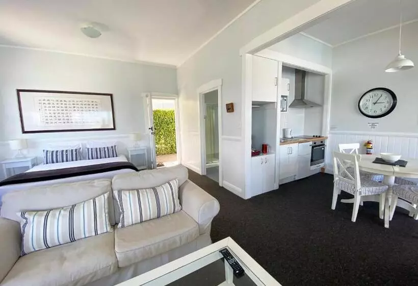 모텔 Mangonui Waterfront Apartments