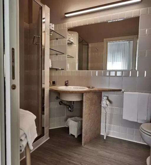 Rouge Hotel International