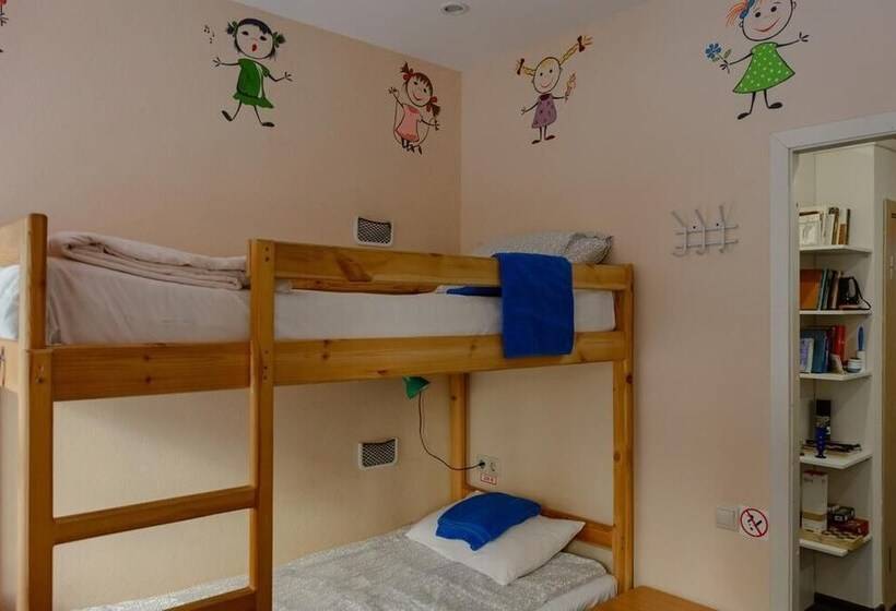 Bravo Hostel Na Kazanskoy