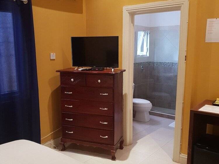 هتل Palms Of Ottawa Rooms And Apartments