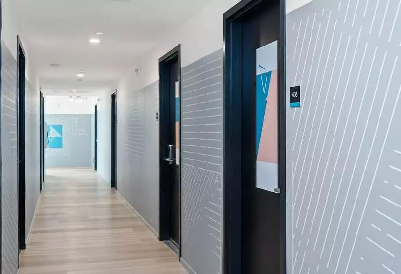 Hotelli The Metric  Los Angeles Downtown