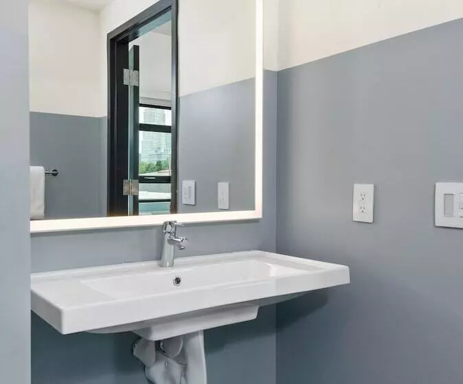 Hotelli The Metric  Los Angeles Downtown