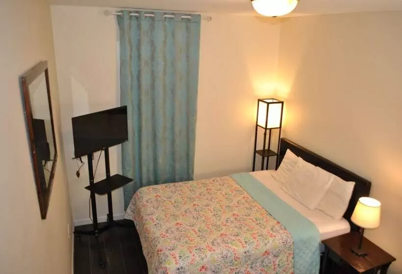 پانسیون Motel Casa Downtown Guest House