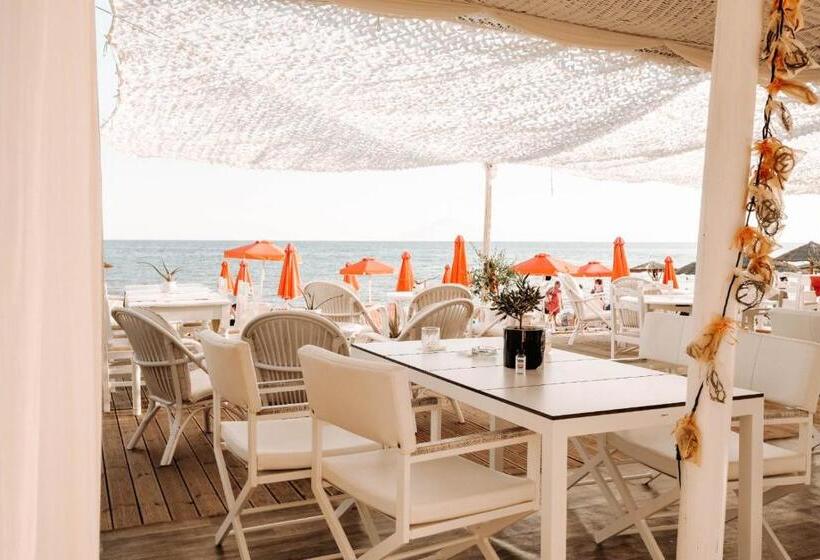 ホテル Limenaria Beach