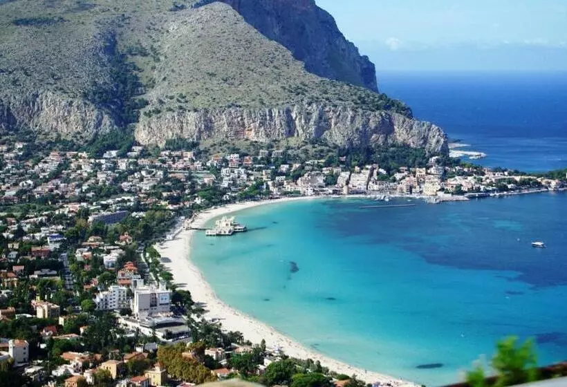 تختخواب و صبحانه Abali Gran Sultanato