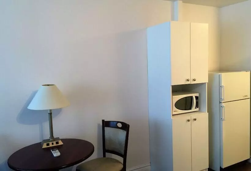 Duvernay Studios And Suites