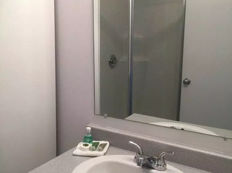 Duvernay Studios And Suites