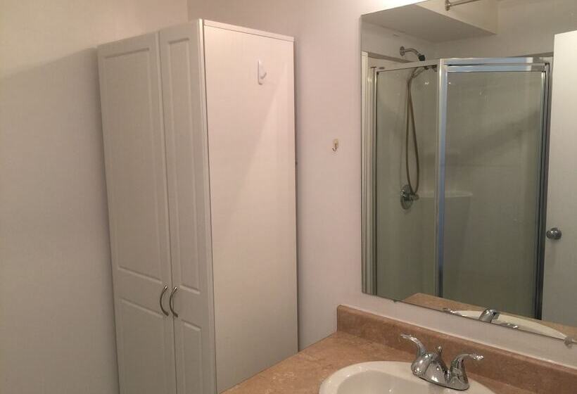 Duvernay Studios And Suites