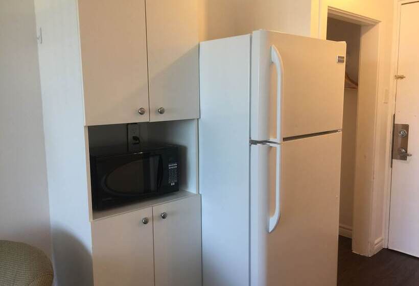 Duvernay Studios And Suites