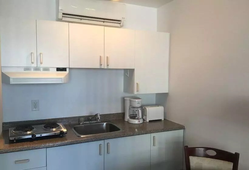 Duvernay Studios And Suites