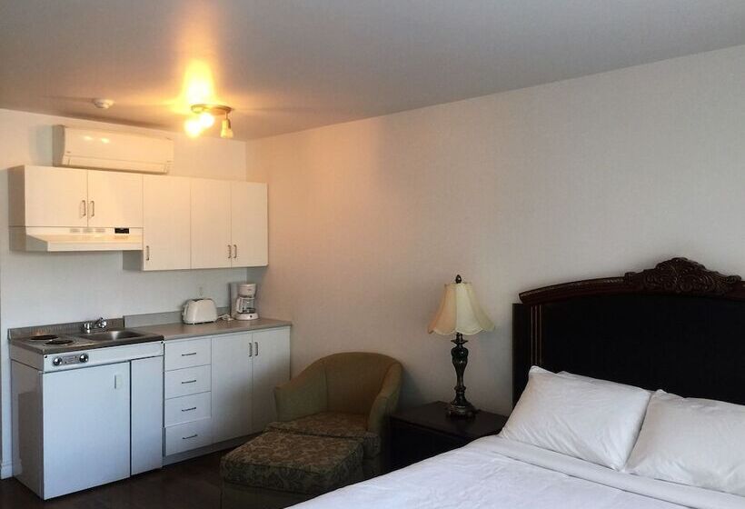 Duvernay Studios And Suites