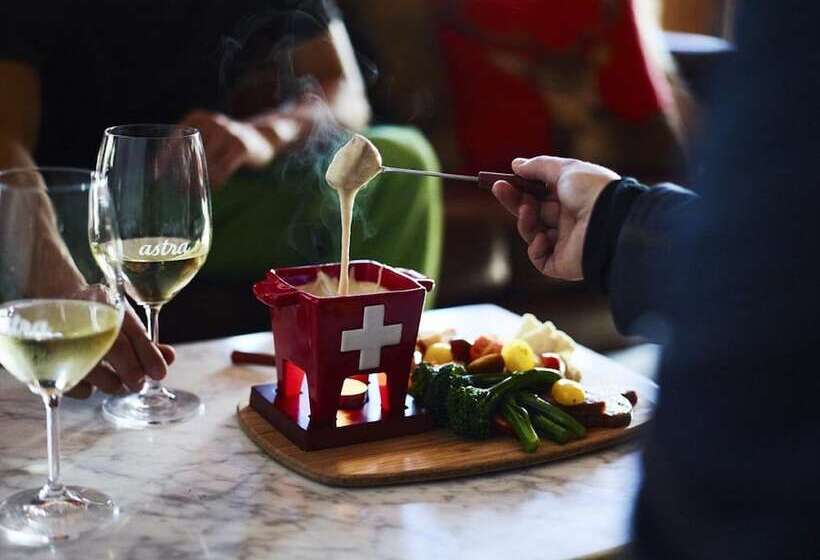 בית מלון כפרי Astra Falls Creek