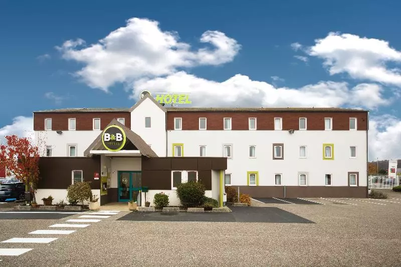 B&b Hotel Lyon Saint Bonnet Mi Plaine