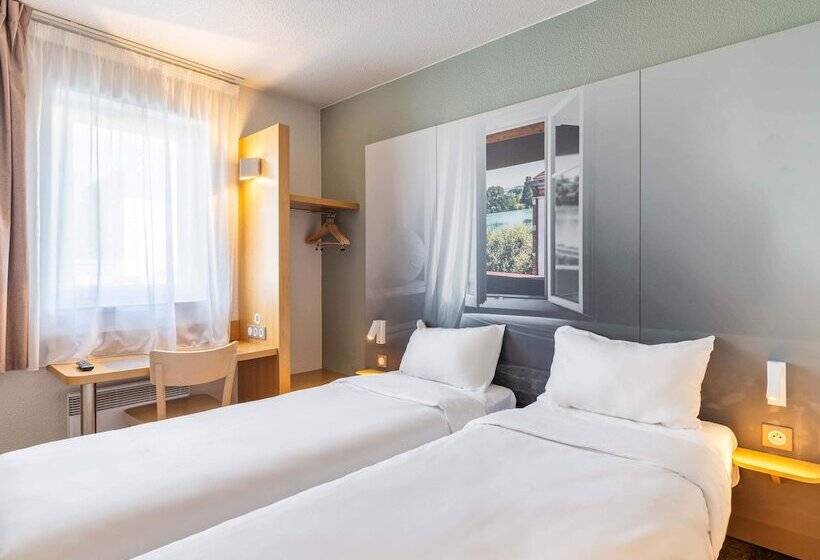 B&b Hotel Lyon Saint Bonnet Mi Plaine