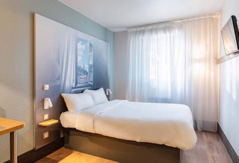 B&b Hotel Lyon Saint Bonnet Mi Plaine