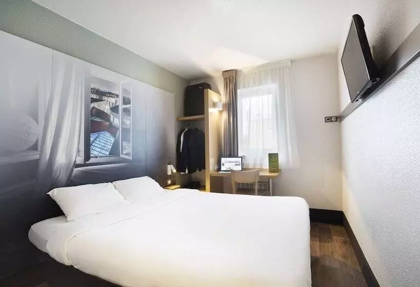 B&b Hotel Lyon Saint Bonnet Mi Plaine