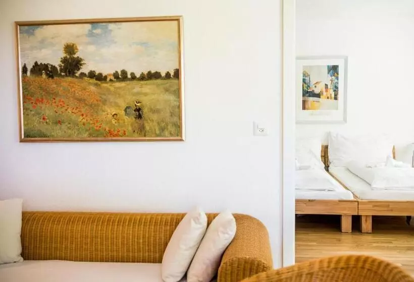 Szálloda & Bildungszentrum Matt