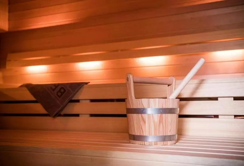 Szálloda & Bildungszentrum Matt