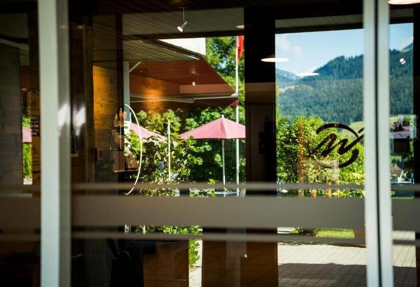 ホテル & Bildungszentrum Matt