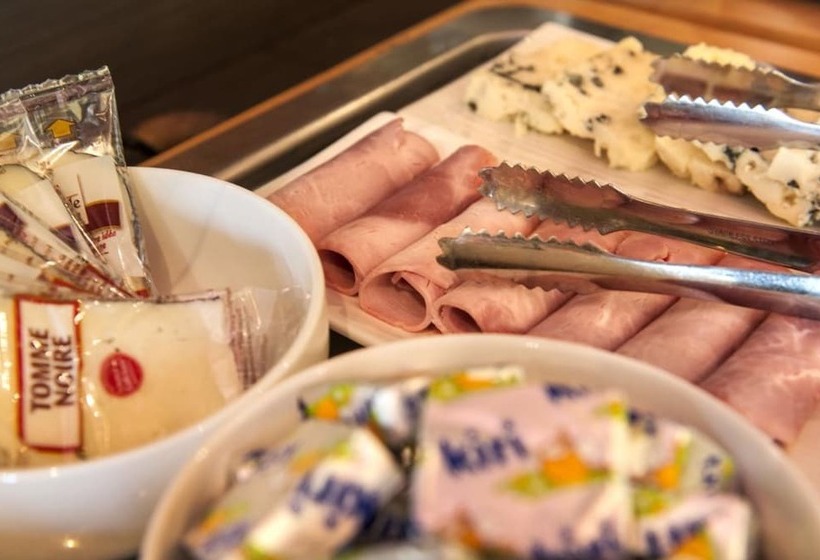 Brit Hotel Confort Villeneuve Sur Lot