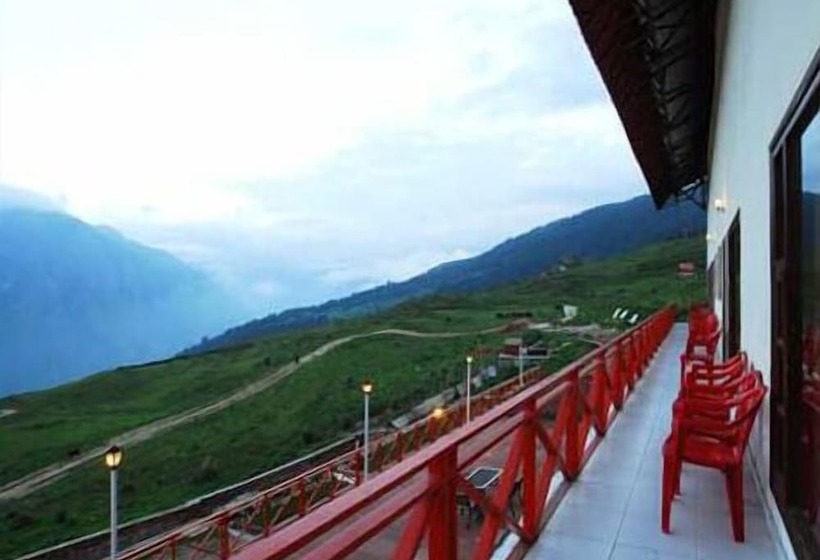 בית מלון כפרי Cliff Top Club