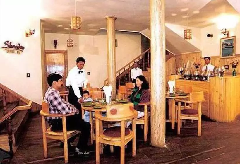 Отель Cliff Top Club