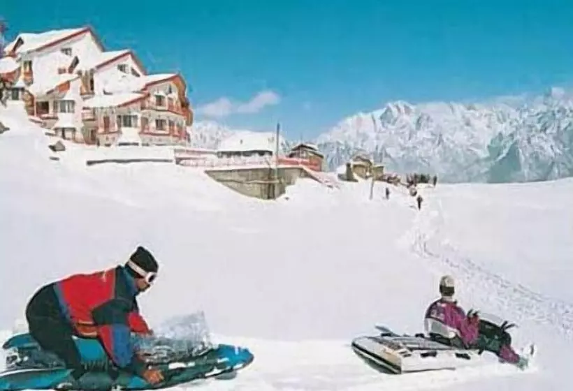 Отель Cliff Top Club