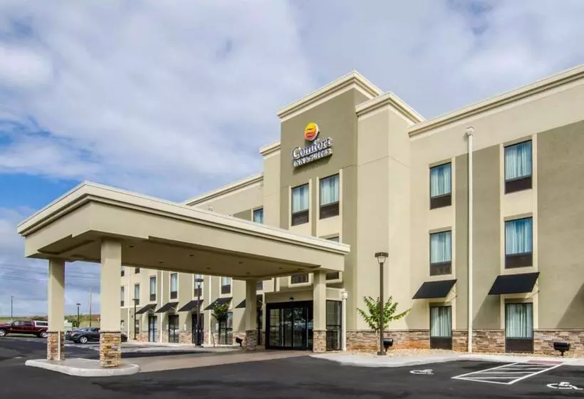 בית מלון כפרי Comfort Inn & Suites Lynchburg Airport University Area