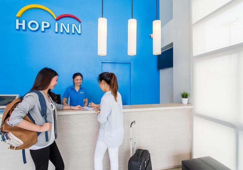 ホテル Hop Inn Mukdahan