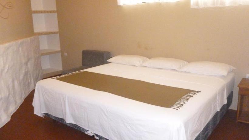 酒店 Hostal Aquamarine Galapagos
