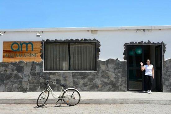 酒店 Hostal Aquamarine Galapagos
