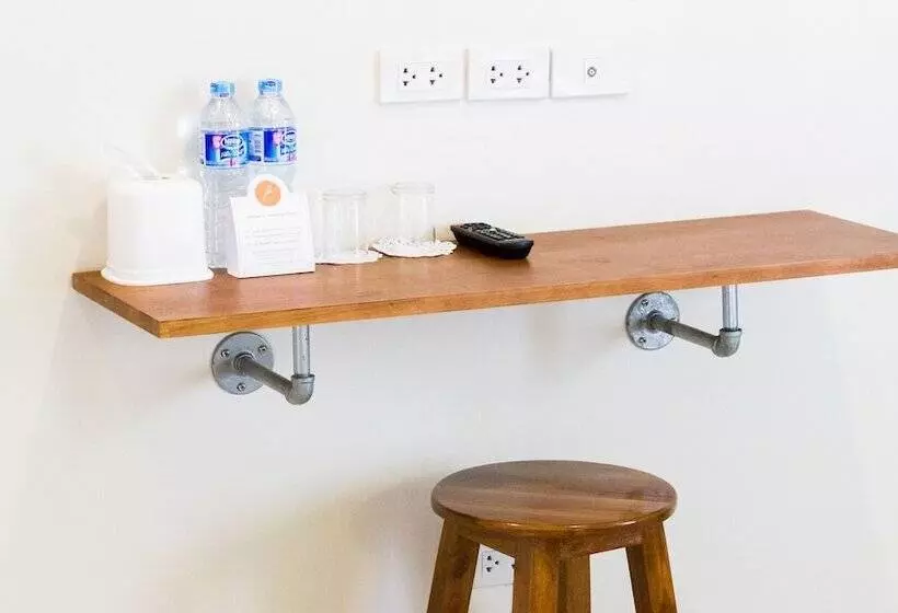 호텔 Krabi Pitta House