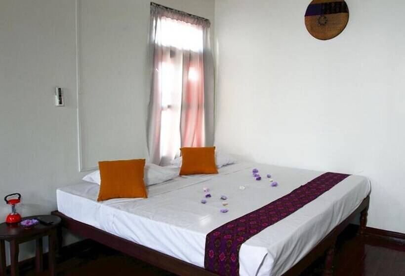 هتل Lady Princess