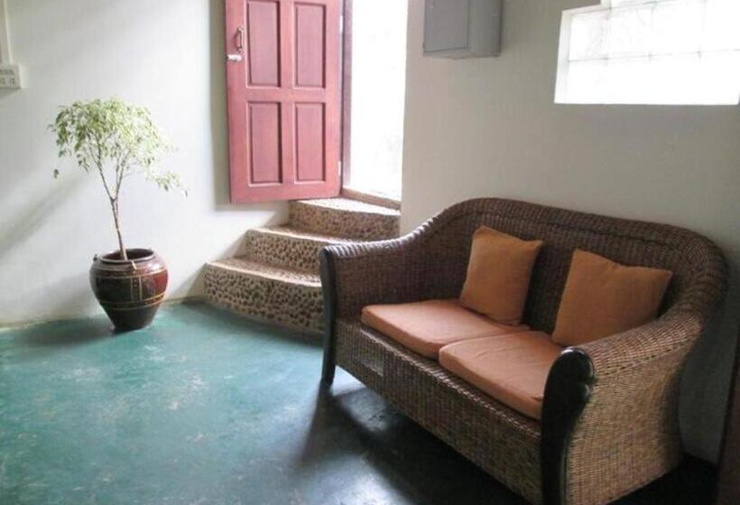 هتل Lady Princess