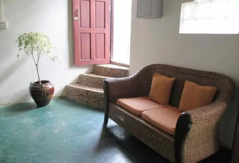 هتل Lady Princess