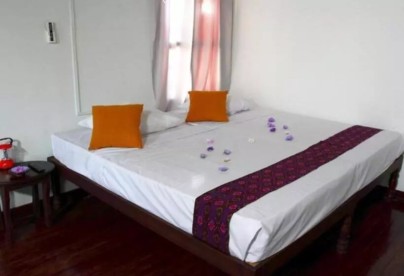 هتل Lady Princess