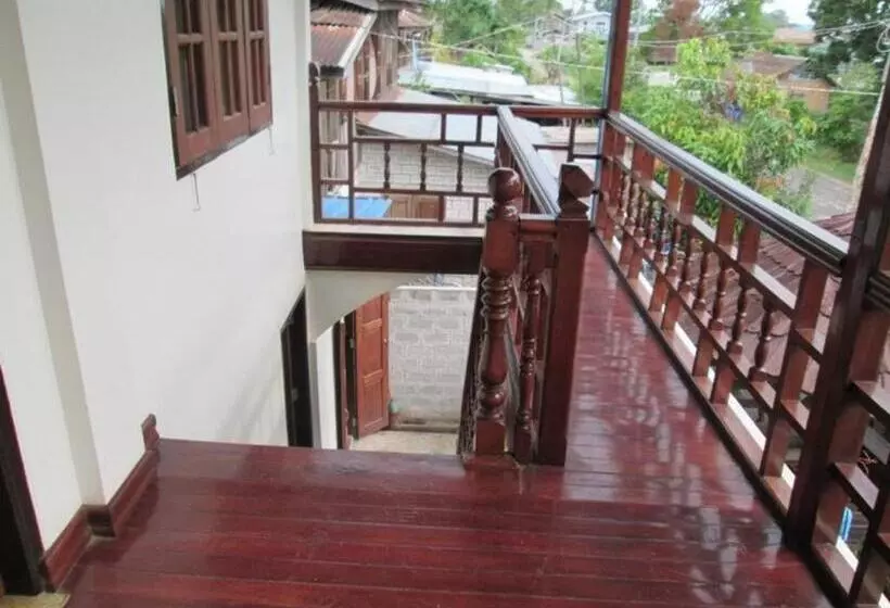 هتل Lady Princess