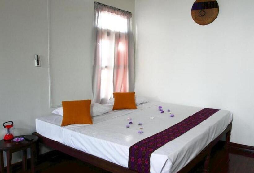 هتل Lady Princess