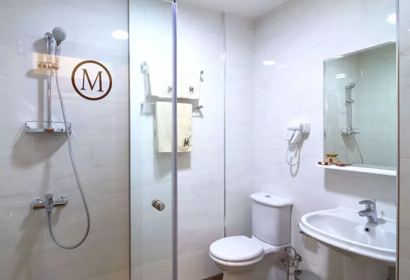 هتل Monako Skopje